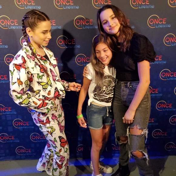 Meet your Posher, Daniella - Picture 1 of 1